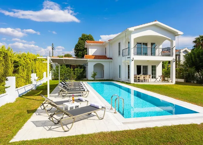 Villa Crystal